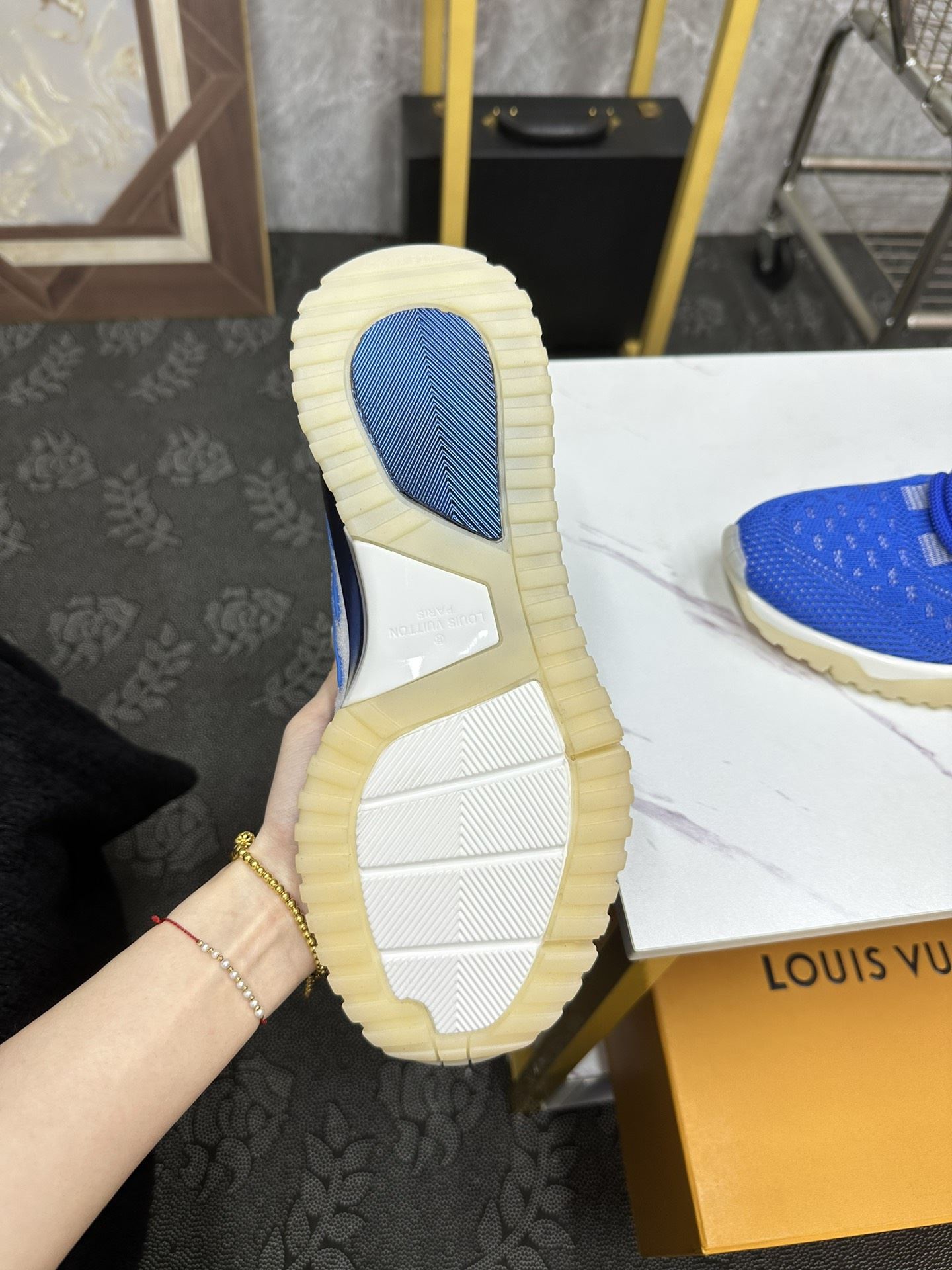 Louis Vuitton Low Shoes